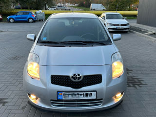 Toyota Yaris foto 5