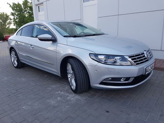 Volkswagen Passat CC foto 4