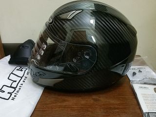 Новый карбоновый шлем HJC. foto 3