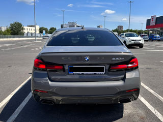 BMW 5 Series foto 2