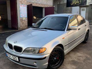 BMW 3 Series foto 2