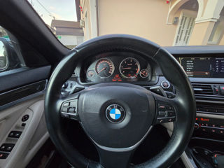 BMW 5 Series foto 11