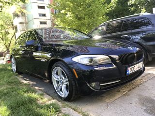 BMW 5 Series foto 10