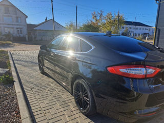 Ford Fusion foto 5