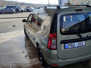 Dacia Logan foto 3