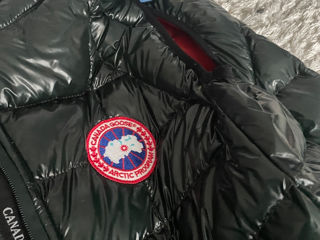 Vând Vestă Canada Goose  foto 1