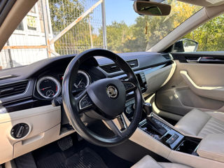 Skoda Superb foto 7