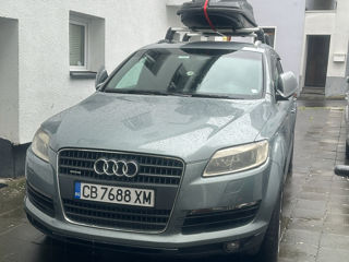 Audi Q7 foto 1