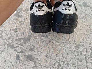 Vând Adidas Superstar foto 3