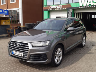 Audi Q7 foto 2