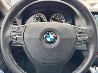 BMW 5 Series foto 11