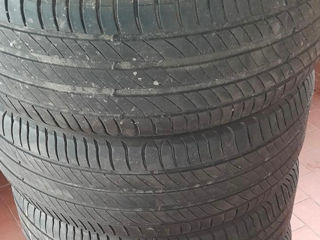 235/55 R17 Michelin