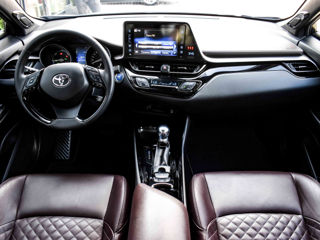 Toyota C-HR foto 7