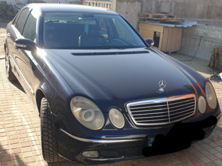 Mercedes E-Class foto 3