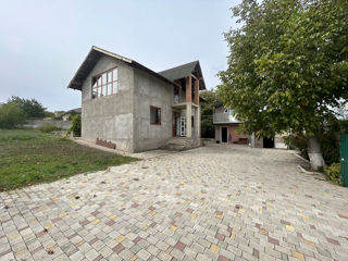 Casa in satul Corlateni r-nul Riscani