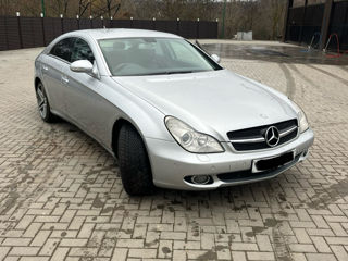 Mercedes CLS-Class foto 2