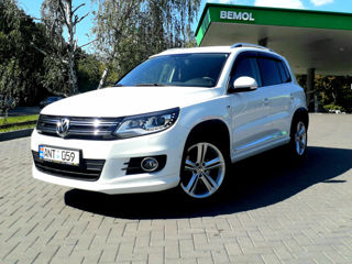 Volkswagen Tiguan foto 2