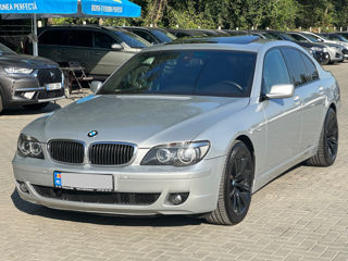 BMW 7 Series foto 1