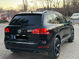 Volkswagen Touareg foto 11