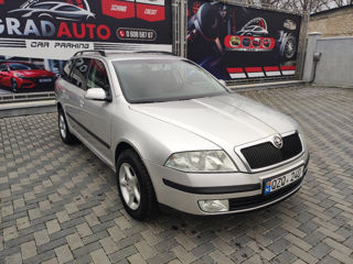 Skoda Octavia foto 2