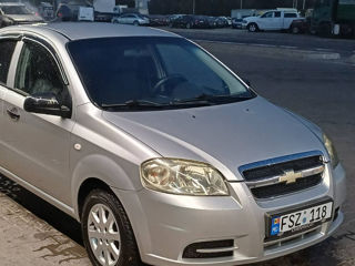 Chevrolet Aveo foto 3