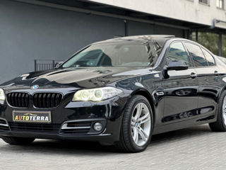 BMW 5 Series foto 3