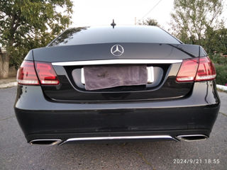 Mercedes E-Class foto 4