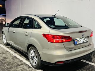 Ford Focus foto 4