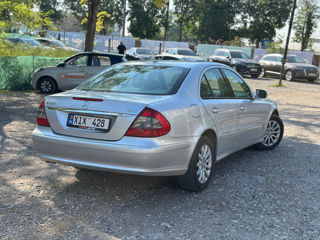 Mercedes E-Class foto 6