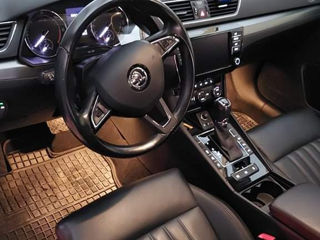 Skoda Superb foto 3