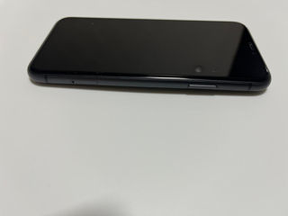 Vând iPhone 11 64 gb