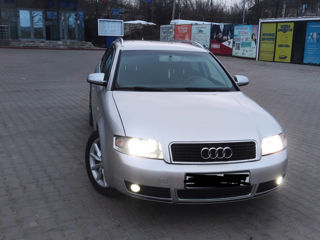 Audi A4 foto 2