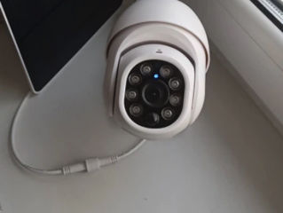 Camera PTZ cu panou solar Tuya / Wi-Fi камера на солнечной батарее