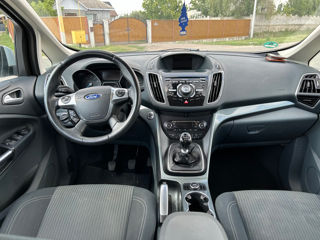 Ford Grand C-MAX foto 9