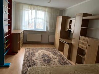 Apartament cu 3 camere, 67 m², Centru, Briceni