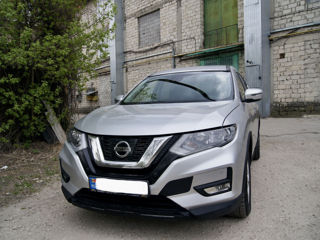 Nissan X-Trail foto 1