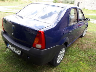 Dacia Logan foto 3