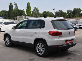 Volkswagen Tiguan foto 4