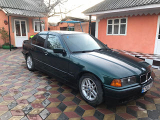 BMW 3 Series foto 3