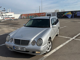 Mercedes E-Class foto 7