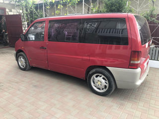 Mercedes Vito foto 2