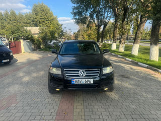 Volkswagen Touareg foto 2