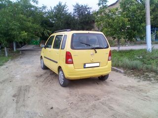 Opel Agila foto 5