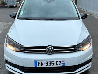 Volkswagen Touran foto 2