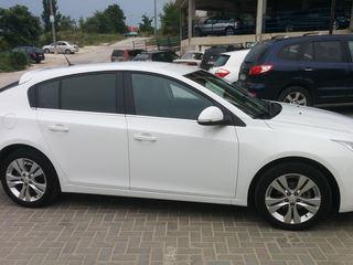 Chevrolet Cruze foto 2