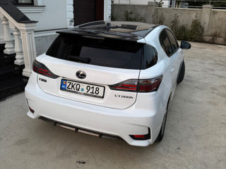 Lexus CT Series foto 2