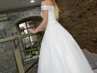 Элегантное свадебное платье/Rochie elegantă de mireasă foto 2
