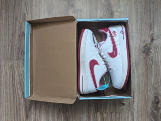 Nike Air Force 1 Valentine's Day foto 2