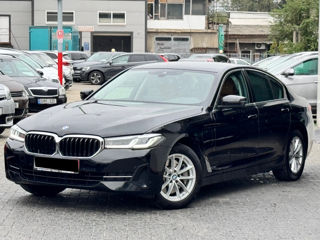 BMW 5 Series foto 1