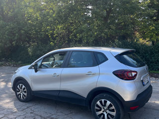 Renault Captur foto 2